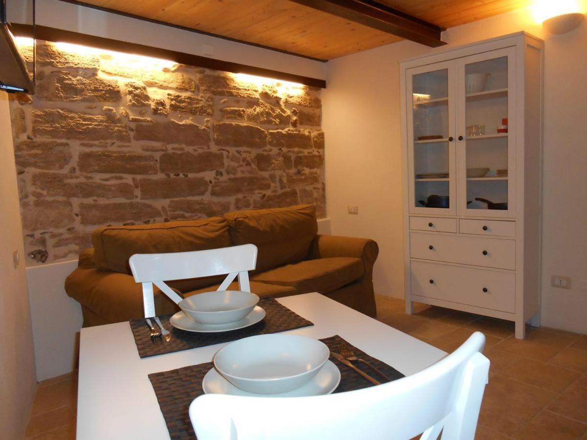 Suite Minerva 10 Steps From Piazza Civica Alghero Kültér fotó